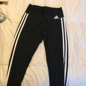 Adidas side stripe essential leggings